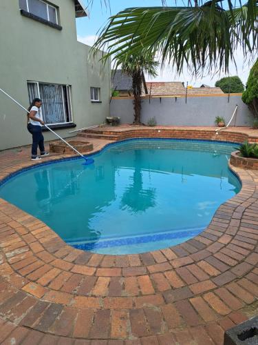 Piscina, Gae la boroko @legodi's in Brakpan