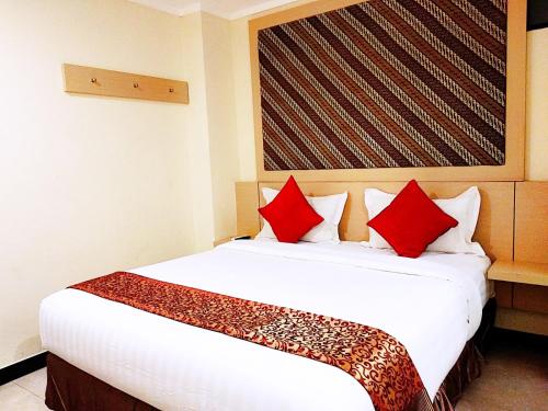 Jakarta City Hotel — Main Photo