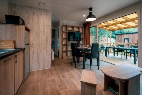 Camping de l'Orangerie de Lanniron - image 14