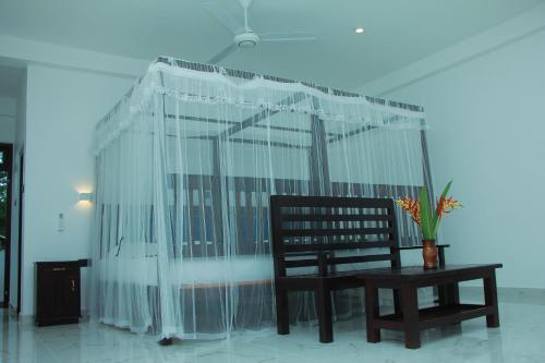 Deluxe Double or Twin Room image 2
