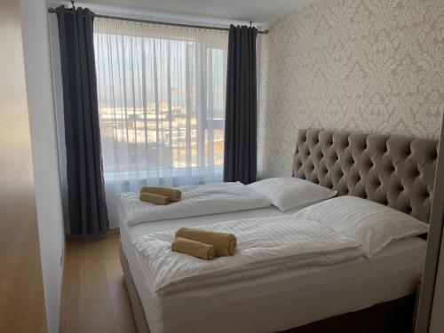 SAG Panorama City Apartment 3 rooms free parking Free wifi, Bratislava