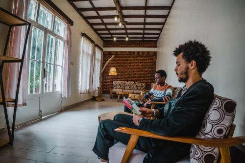 キガリ KABA Local Rwandan Guesthouse Entire Property for you with Tour services in and out the city such as 3つ星 シングルルーム スイート