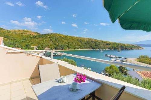 Anna Apartment Agios Stephanos - image 5