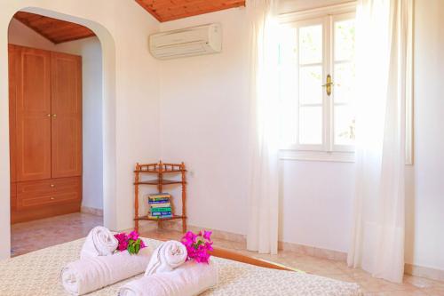 One-Bedroom Apartment image 8