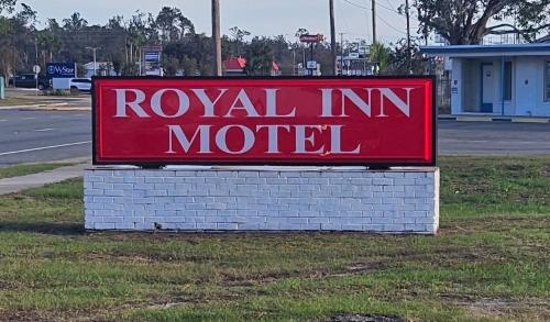 . Royal Inn Motel