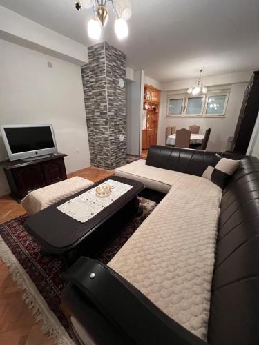 Two luxury bedroom apartment D&V - Apartment - Berovo