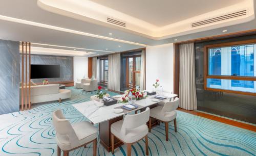 JAYDEN HOTEL  in Medina