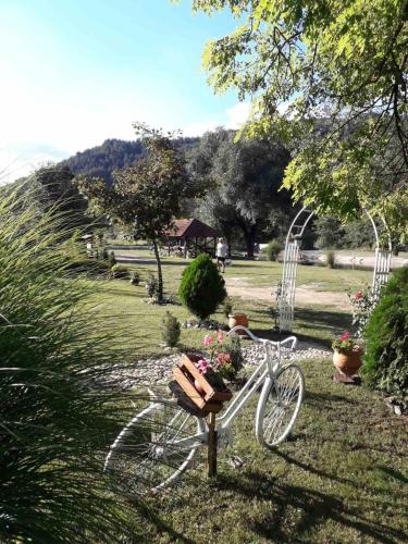 Skats, Holiday Homes Biser Lopatnice in Lopatnica