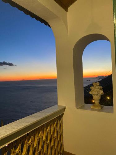 Deluxe Double Room with Sea View image 10