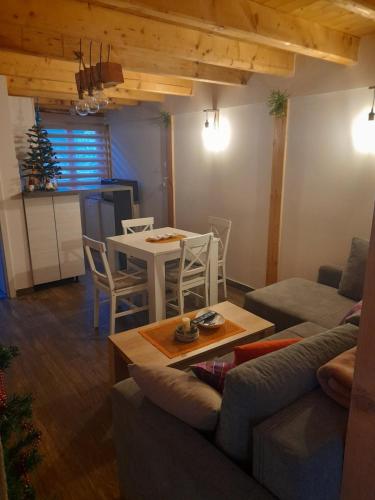 Skats, Holiday Homes Biser Lopatnice in Lopatnica