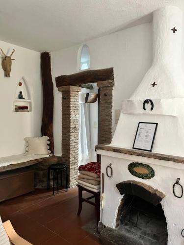 Apartamento Rural Slow House Alpujarra - Piscina y chimenea in Bubion
