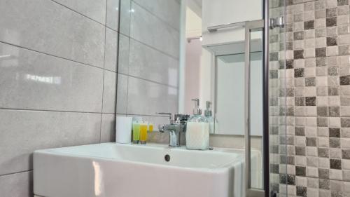 STAY Beach Wave Apartment - image 2