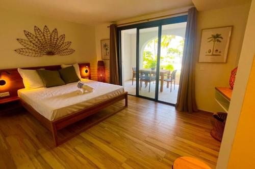 orient bay studio -alamanda front de mer in Saint Martin