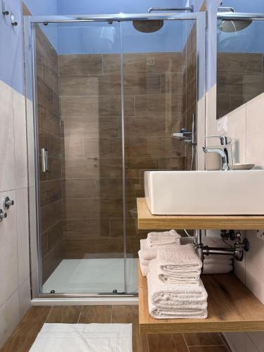 Conte di Mola 67 Room Type - Standard Double Room