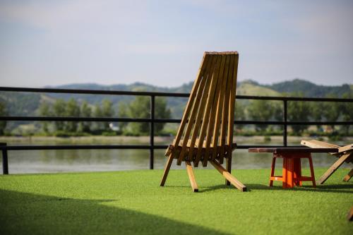 บริการและสิ่งอำนวยความสะดวก, Boatel Copacabana in เวลิโค กราดิสเต