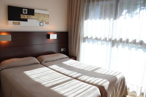 Apartamentos Royal Marina Gardens - Apartment - Castelldefels