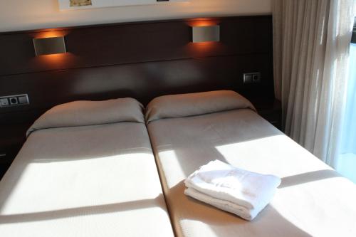 Apartamentos Royal Marina Gardens - Apartment - Castelldefels