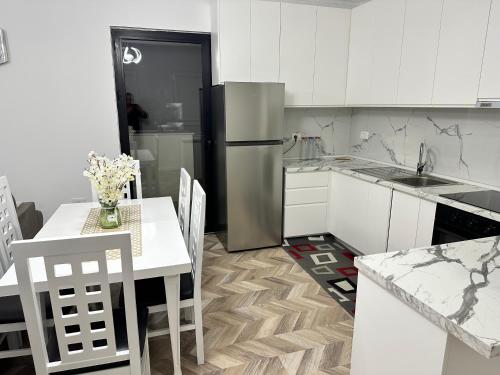 Family apartment, Tirana (photo 10)
