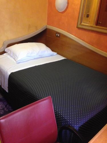 Hotel Rey - image 5