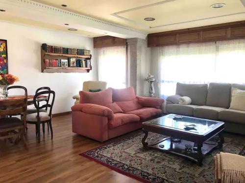 Playa y Piscina en Nigrán