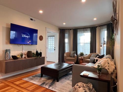 設施, Your Boston Retreat - Great porches - 2/BR sleep 6 in 埃弗里特（馬薩諸塞州）