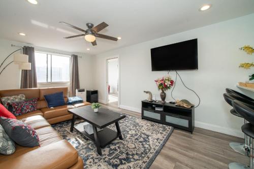 Just renovated 3 BR/2Bath/ parking+ downtown view in Atlanta, USA