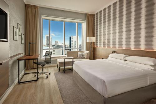 Rotterdam Marriott Hotel - image 6