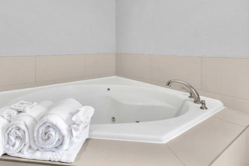 Πισίνα, SpringHill Suites by Marriott Tarrytown Westchester County in Τέρρυτάουν(Νέα Υόρκη)