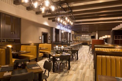 Sheraton Parsippany Hotel - image 33