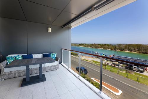 Waterline 302, Forster (fotografie 8)