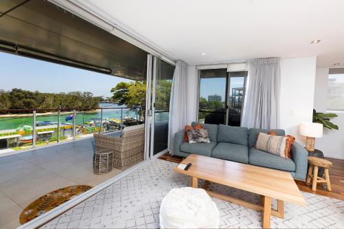 Waterline 302, Forster (fotografie 7)