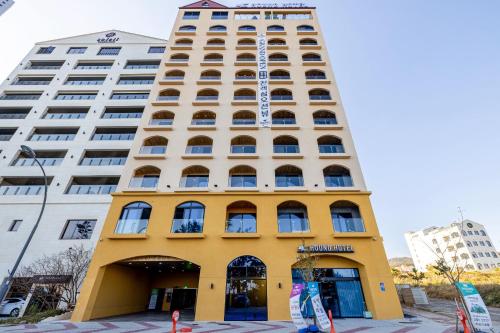 Entrance, Hound Hotel Ulsan in Buk-gu