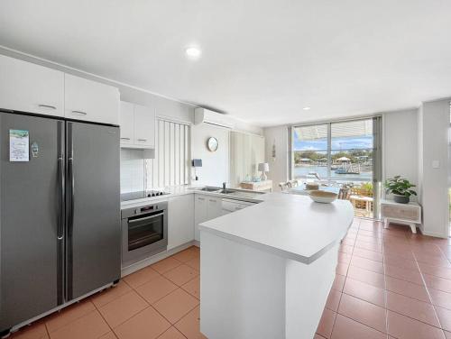 Mooloolaba Canal Getaway