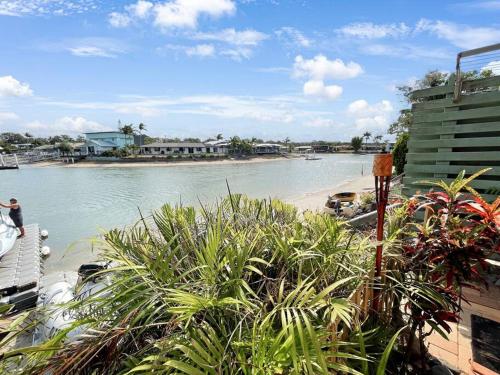 Mooloolaba Canal Getaway