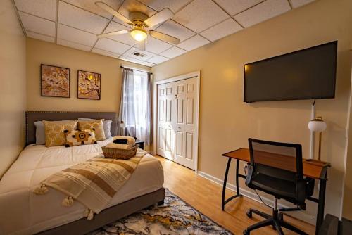 Brand New Cozy 2B & 1B I Downtown Wifi I Free Parking in Morgantown, USA