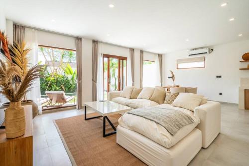 New Cozy 2-b Villa in Canggu