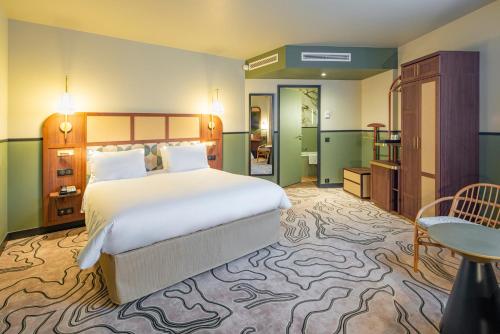 room detail thumbnail 0