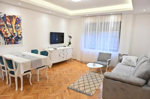 Two-Bedroom Standard Apartment