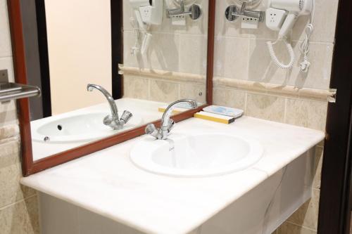 Al-faleh Hotel – Al Bahah, IL