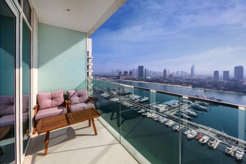 Emaar Beachfront Sunrise Bay 2bdr apartment, Dubái (foto 8)