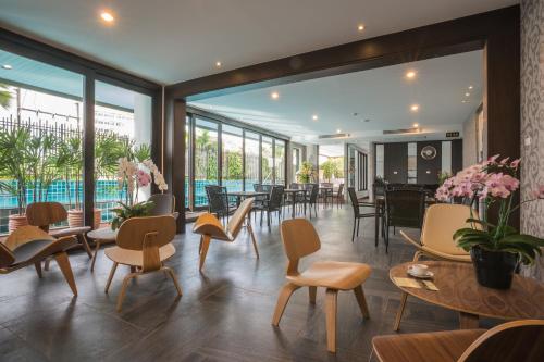 Restaurant, Lani Chiangmai Hotel in Chang Phuak