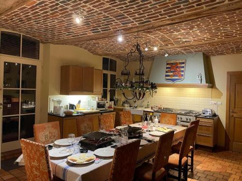 Les Confidences de Messire Sanglier, stylished guest houses