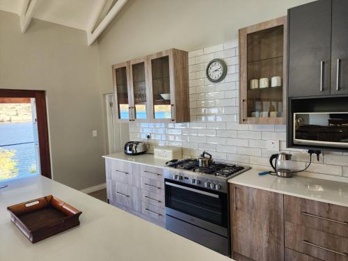 Fish Eagle Bay View, Warmbaths Fish Eagle Bay View, Warmbaths