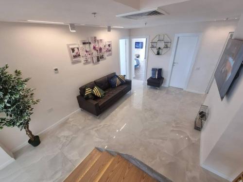 Penthouse Apartment image 7