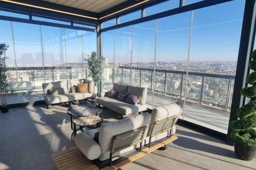 Penthouse Apartment image 8