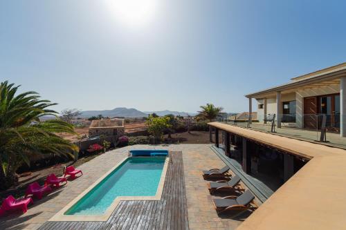 Villa Atlanntes con piscina en Fuerteventura