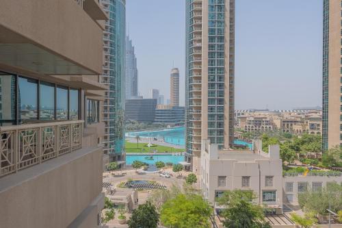 BellaVista Apartments Holiday Homes LLC - 29 Boulevard 1 Bedroom Apartment with Extra Bedroom Partial Fountain Views, Dubái