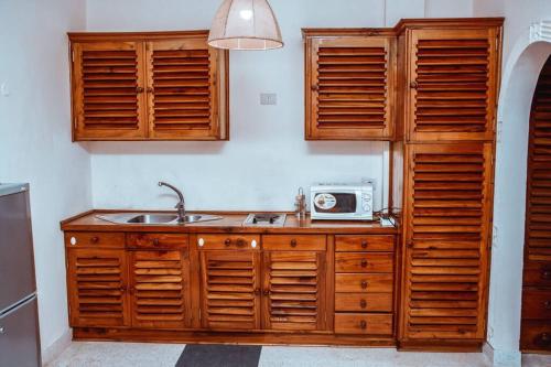 Tembo 2 Beach Cottage Malindi in Malindi