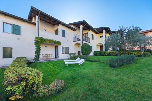 Le Giare PT-7 by Wonderful Italy - Apartment - Polpenazze del Garda