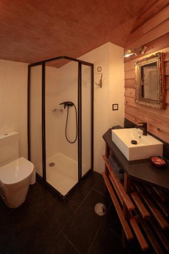 Bathroom, Refugio House Natura Moinho de Agua - Eco House in Oliveira do Castelo